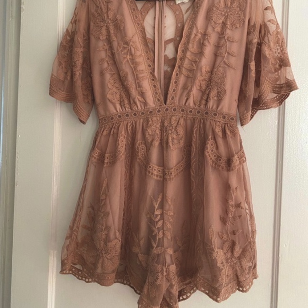 Honey Punch romper in Blush - size small